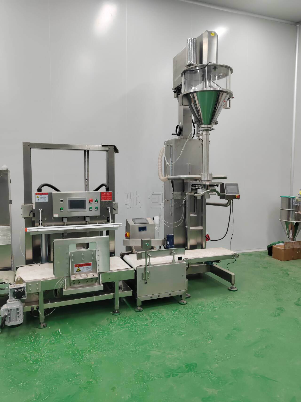 技術突破！透析粉A粉精準配方包裝機實現無塵化作業